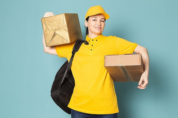 Яндекс Еда VS Самокат: Детальное сравнение работы курьером в 2026 году